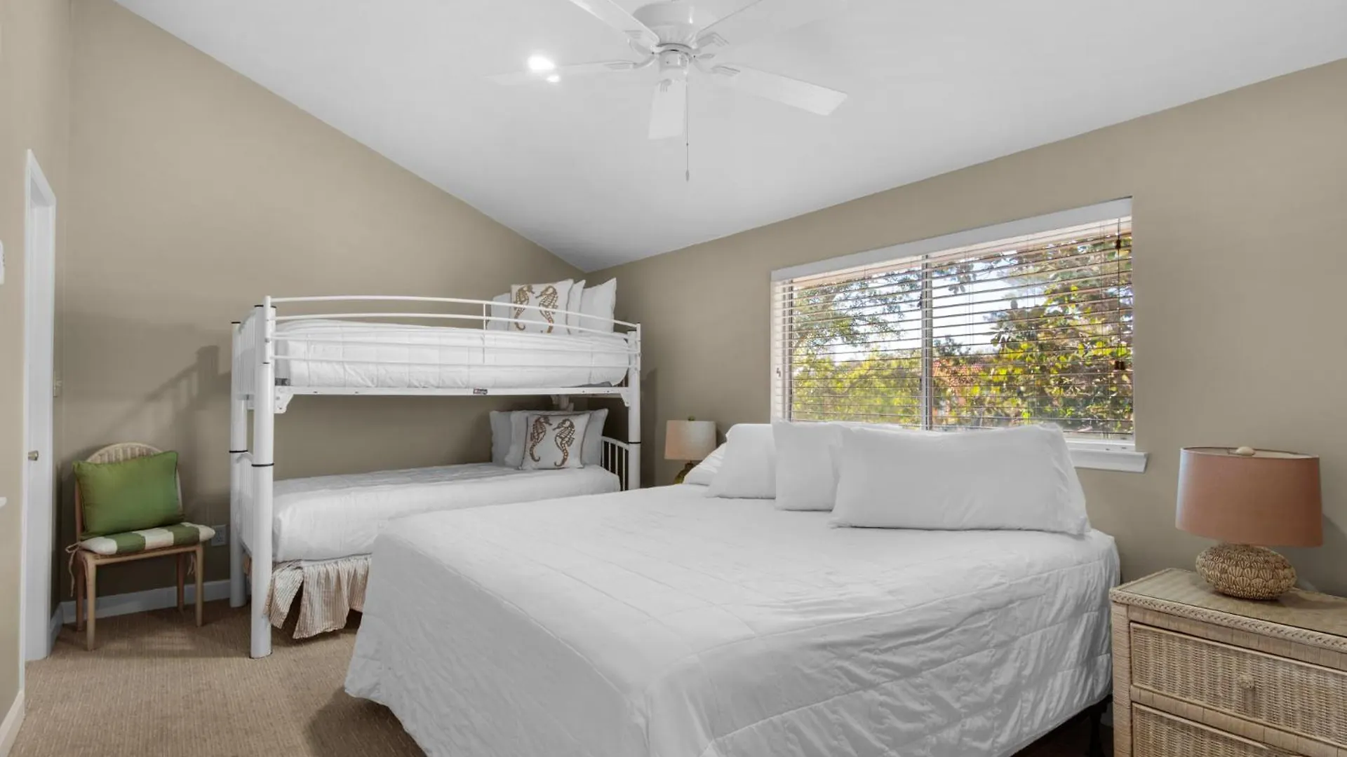 Hidden Dunes Cottage 179 By Newman-Dailey Destin Apartment